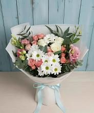 Букет цветов из:  Розы, Лизиантусы и Хризантемы в Воскресенском
