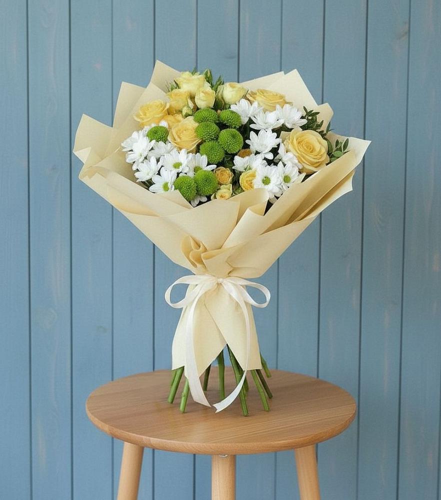 Букет цветов из: Хризантемы и Розы в Воскресенском