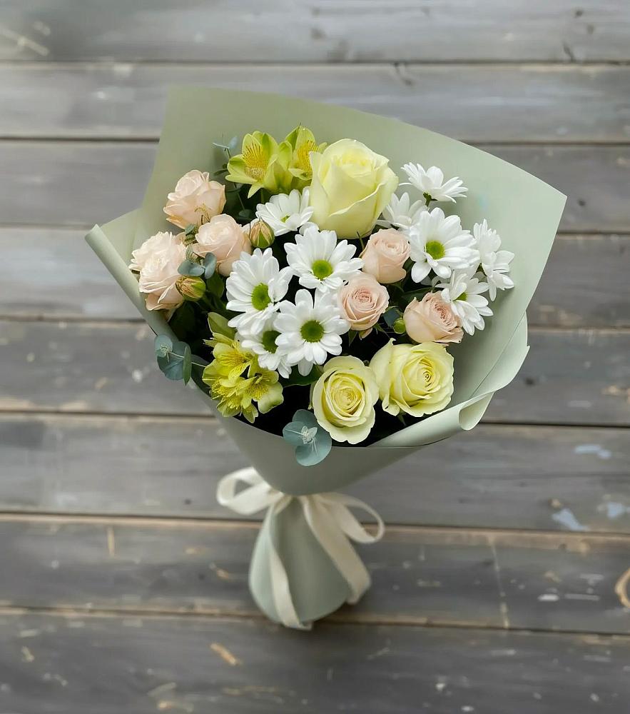Букет цветов из: Альстромерии, Розы и Хризантемы в Воскресенском