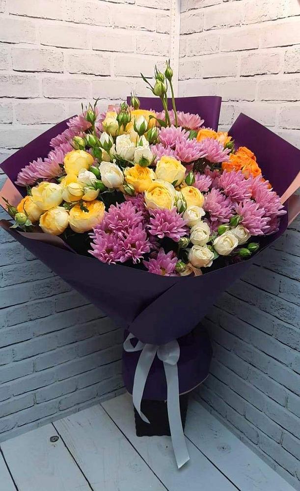 Букет цветов из: Хризантемы и Розы в Воскресенском