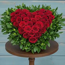 Цветочная композиция из Розы в виде сердца в Воскресенском