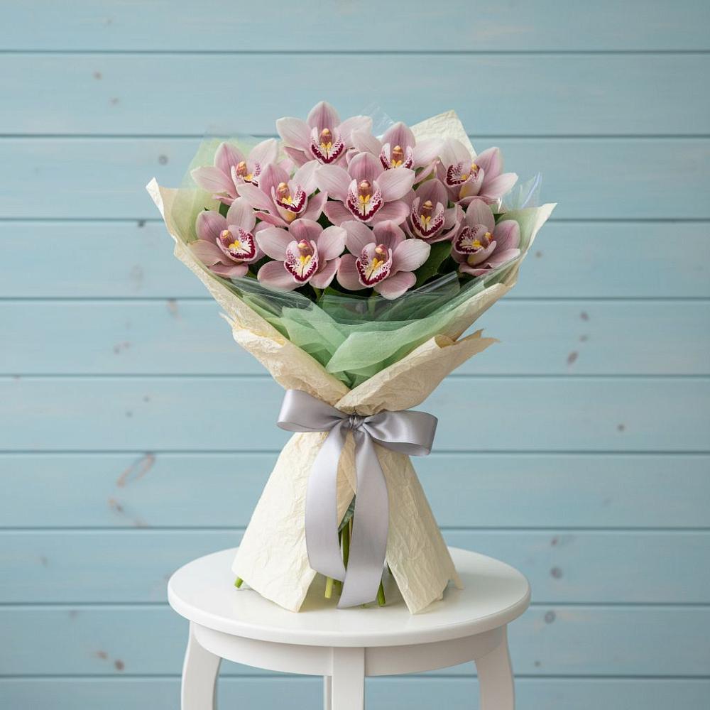 Букет цветов из: Орхидеи и Розы в Воскресенском