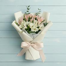 Букет цветов из:  Альстромерии в Воскресенском