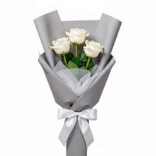 Букет 3 белые розы в Воскресенском