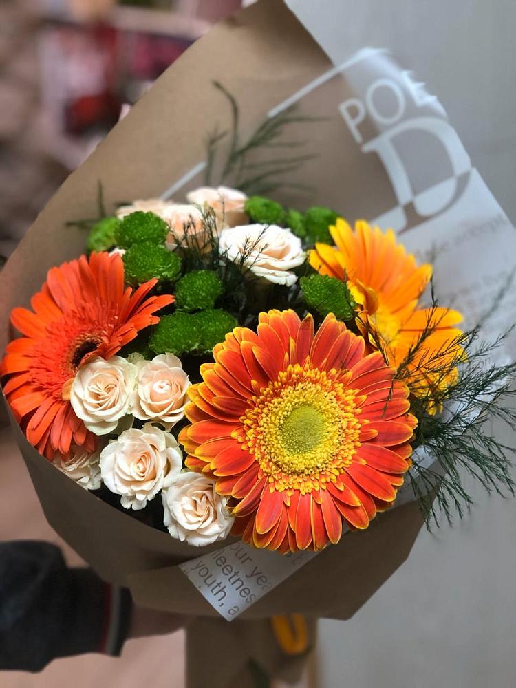 Букет цветов из: Герберы, Хризантемы и Розы в Воскресенском