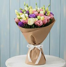 Букет цветов из:  Лизиантусы в Воскресенском