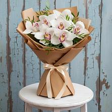 Букет цветов из:  Орхидеи и Розы в Воскресенском