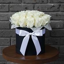 Цветочная композиция из Розы в шляпной коробке в Воскресенском